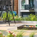 1bdr W/balcony, Free Pkg