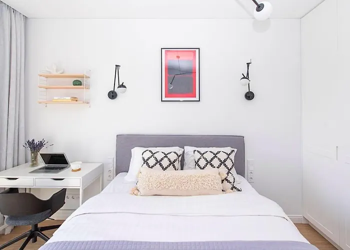 1bdr W/balcony, Free Pkg Apartman Vilnius