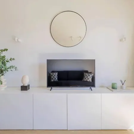 Appartement 1bdr W/balcony, Free Pkg Vilnius