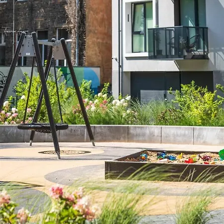 1bdr W/balcony, Free Pkg