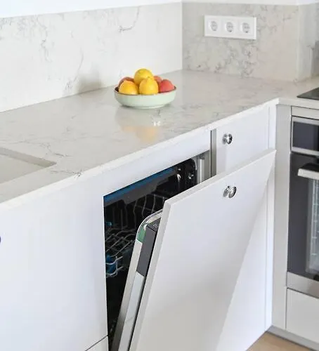 1bdr W/balcony, Free Pkg 아파트 빌뉴스